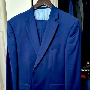 Charles Thrytt 2 piece suit